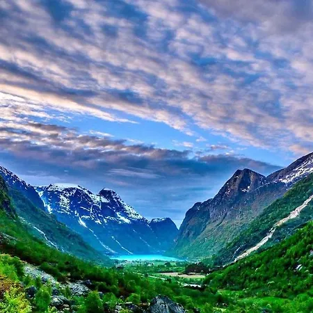 4 Bedroom House In Beautiful Oldedalen Stryn