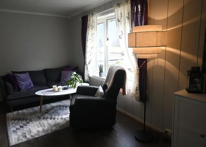 4 Bedroom House In Beautiful Oldedalen * Stryn